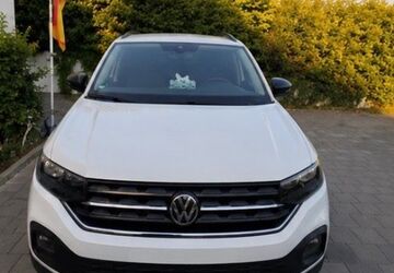 VW T-Cross 48.000 km 14.799 &euro; Stuttgart 70435