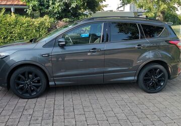 Ford Kuga 120.000 km 16.500 &euro; Stuttgart 75097