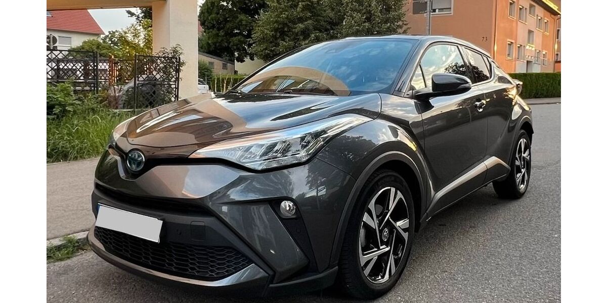 Toyota C-HR 37.200 km 22.400 &euro; Stuttgart 70599