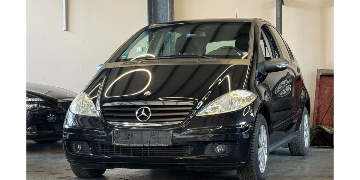 Mercedes-Benz A 170 209.000 km 2.299 &euro; Stuttgart 70374