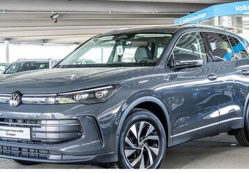 VW Tiguan 1.505 km 35.930 &euro; Stuttgart-Wangen 70188