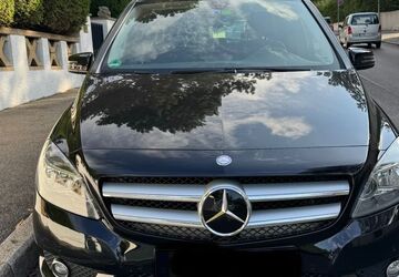 Mercedes-Benz B 180 95.700 km 10.650 &euro; Stuttgart 70184