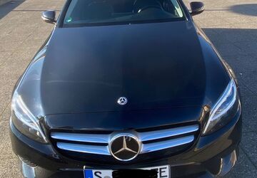Mercedes-Benz C 300 111.997 km 22.099 &euro; Stuttgart 70376