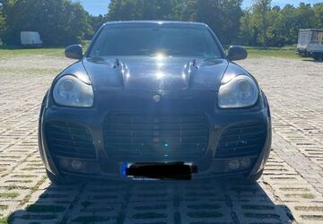 Porsche Cayenne 230.000 km 5.750 &euro; Stuttgart 70191