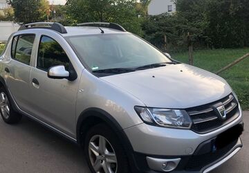 Dacia Sandero 119.000 km 5.200 &euro; Stuttgart 70499