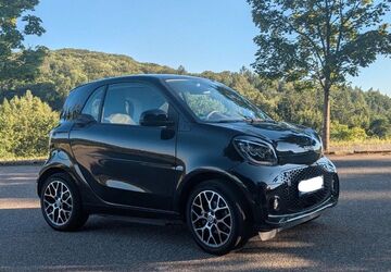 Smart ForTwo 22.500 km 15.400 &euro; Stuttgart 70569