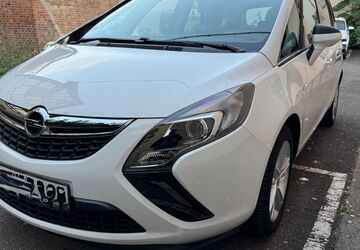 Opel Zafira Tourer 121.500 km 9.700 &euro; Stuttgart 70376