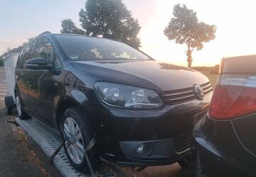 VW Touran 241.000 km 5.000 &euro; Stuttgart 70499
