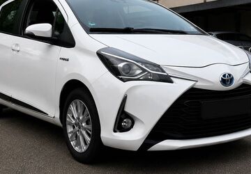 Toyota Yaris 152.000 km 11.000 &euro; stuttgart 70327