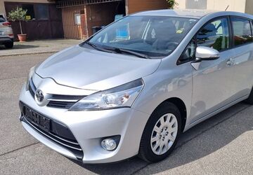 Toyota Verso 177.850 km 10.399 &euro; Leonberg Gebersheim 71229
