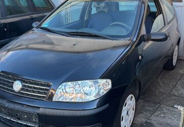 Fiat Punto 97.000 km 890 &euro; Stuttgart 70184