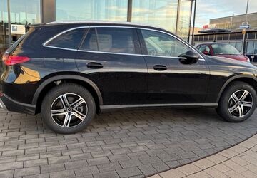 Mercedes-Benz GLC 300 38.000 km 49.600 &euro; Stuttgart 70197