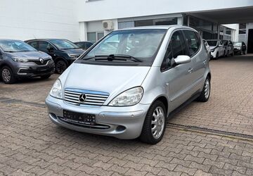 Mercedes-Benz A 170 183.881 km 1.995 &euro; Stuttgart 70597