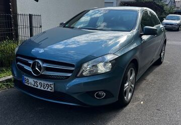 Mercedes-Benz A 180 73.000 km 10.800 &euro; Sindelfingen 71067