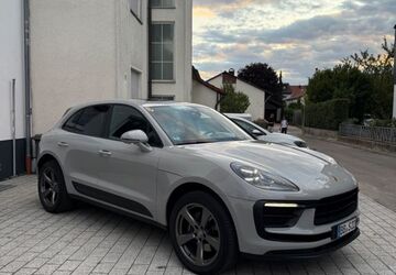 Porsche Macan 65.478 km 61.900 &euro; Stuttgart 70178