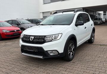 Dacia Sandero 91.013 km 7.695 &euro; Stuttgart 70597