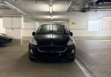 Ford Fiesta 32.500 km 12.500 &euro; Stuttgart 70192