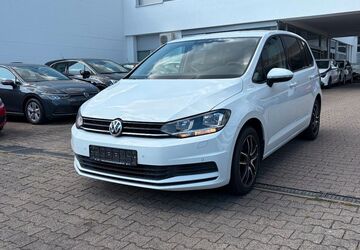 VW Touran 179.534 km 11.995 &euro; Stuttgart 70597
