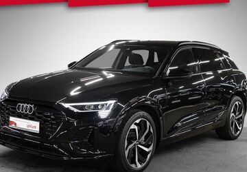 Audi Q8 e-tron 55.219 km 46.840 &euro; Stuttgart 70469