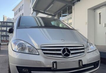 Mercedes-Benz A 160 177.412 km 2.800 &euro; Stuttgart 70174