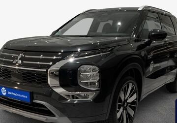Mitsubishi Plug-in Hybrid Outlander 19.000 km 46.790 &euro; Stuttgart 70190