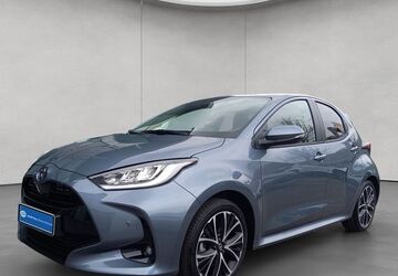Toyota Yaris 2.150 km 26.390 &euro; Stuttgart 70469