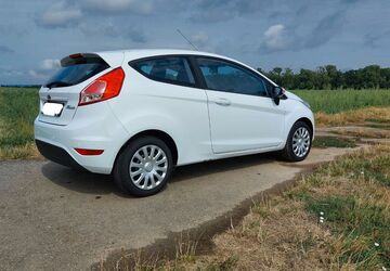 Ford Fiesta 77.400 km 4.950 &euro; Bietigheim-Bissingen 74321