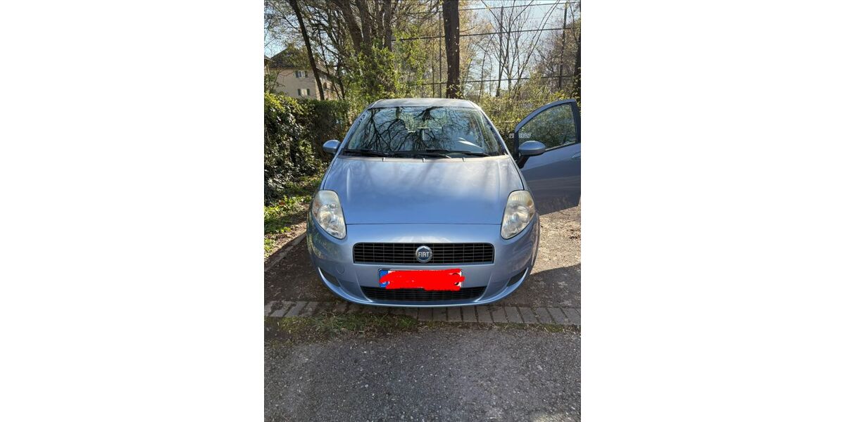 Fiat Grande Punto 79.000 km 3.050 &euro; Stuttgart 70376