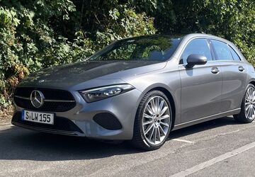 Mercedes-Benz A 250 15.000 km 39.490 &euro; Stuttgart 70176
