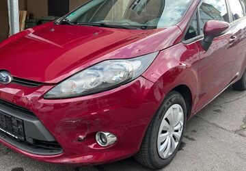 Ford Fiesta 150.000 km 2.700 &euro; Stuttgart 70195