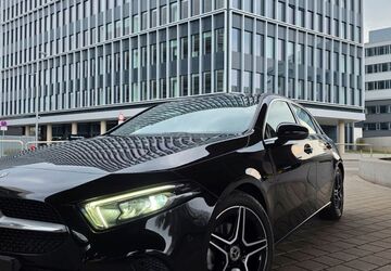 Mercedes-Benz A 180 132.800 km 17.600 &euro; Stuttgart 70327