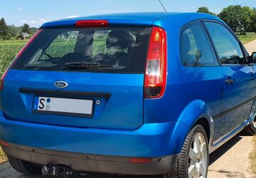 Ford Fiesta 86.000 km 2.500 &euro; Stuttgart 70567