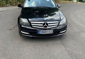 Mercedes-Benz C 200 180.000 km 6.900 &euro; Stuttgart 70174