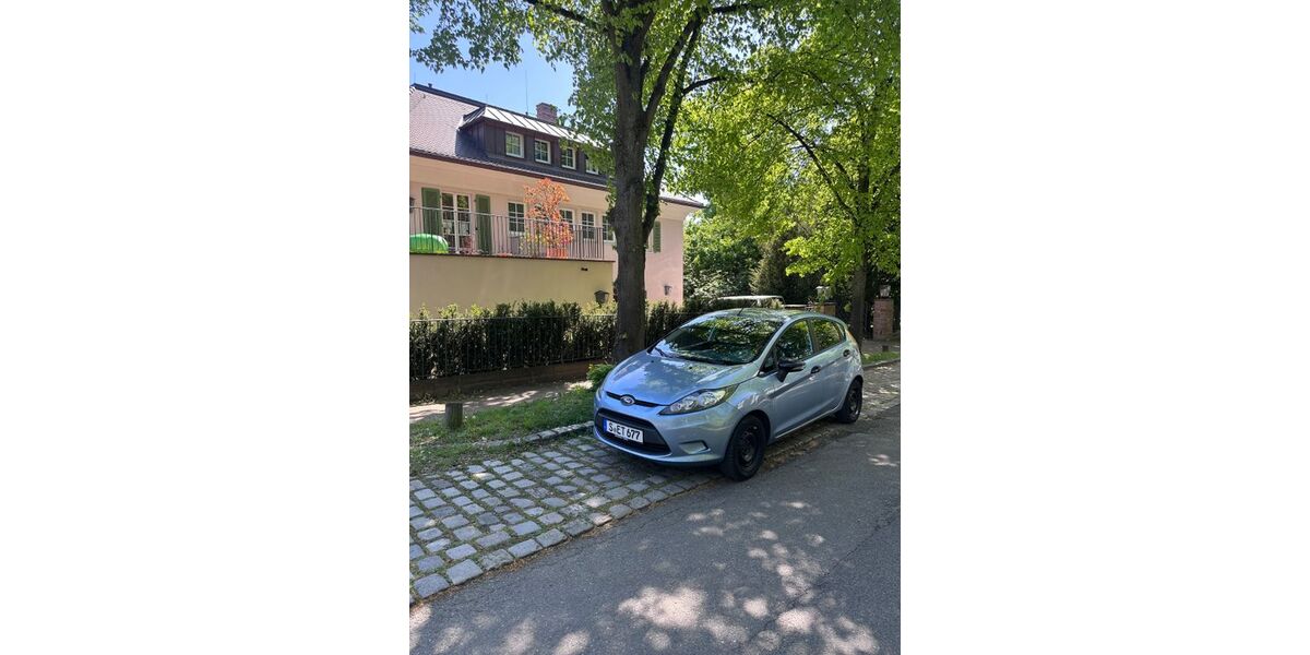 Ford Fiesta 167.541 km 3.900 &euro; Stuttgart 70174