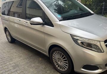 Mercedes-Benz V 220 103.000 km 30.900 &euro; Stuttgart 70734