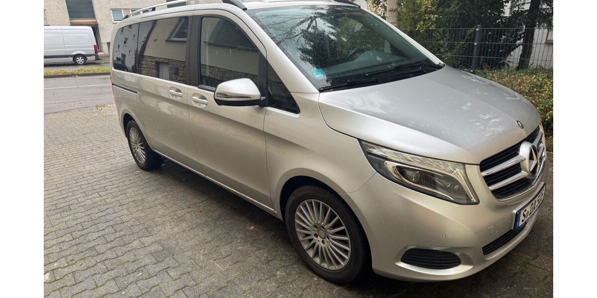 Mercedes-Benz V 220 103.000 km 30.900 &euro; Stuttgart 70734