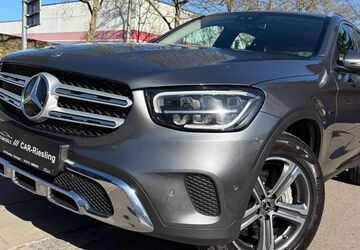 Mercedes-Benz GLC 300 120.000 km 28.999 &euro; Stuttgart 70435