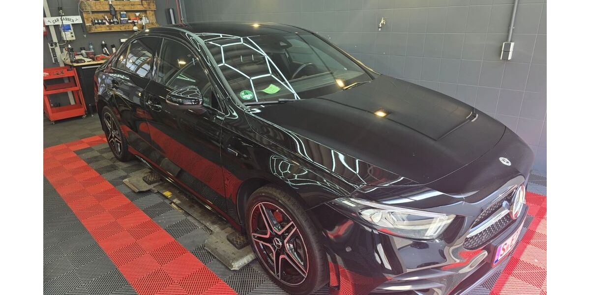 Mercedes-Benz A 250 82.000 km 22.600 &euro; Stuttgart 70186